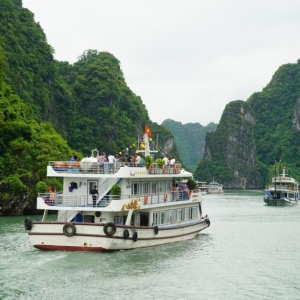 Halong Bay - individual tour from Nha Trang