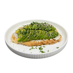 Toast with nut cheese