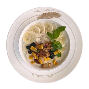 Banana almond oatmeal