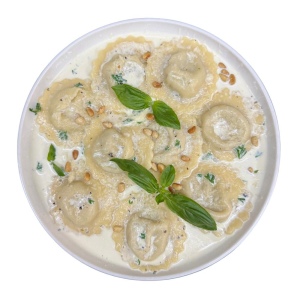 Ravioli with cheese and mushrooms