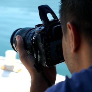 Cruise photographer