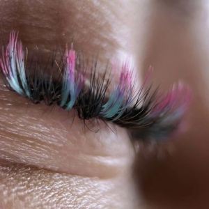 Colored eyelash extensions "Rays"