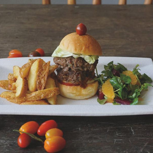 Beef Hamburger, chips, orange, beetroot and watercress salad