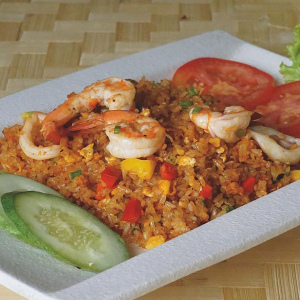 Seafood red curry stir fried rice