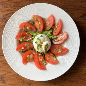 Burrata salad