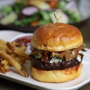 Black & Blue BBQ Burger